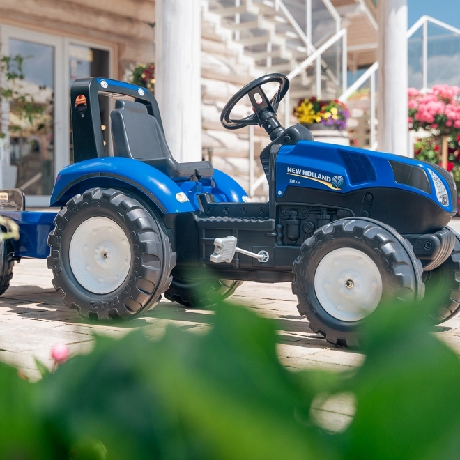Pedálos traktor pótkocsival gyerekeknek - New Holland