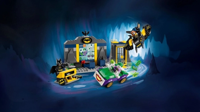 Batman barlang Batman™, Batgirl™ és Joker™ figurákkal