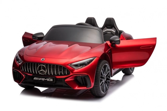 Mercedes AMG SL63 pirosra festett akkumulátoros autó