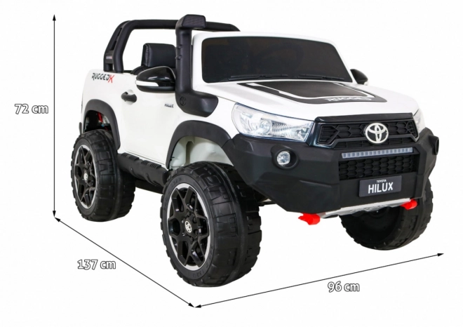 Toyota Hilux jármű fehér
