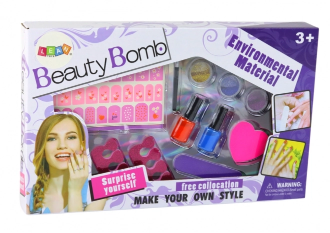 körömlakkozó készlet matricákkal beauty bomb