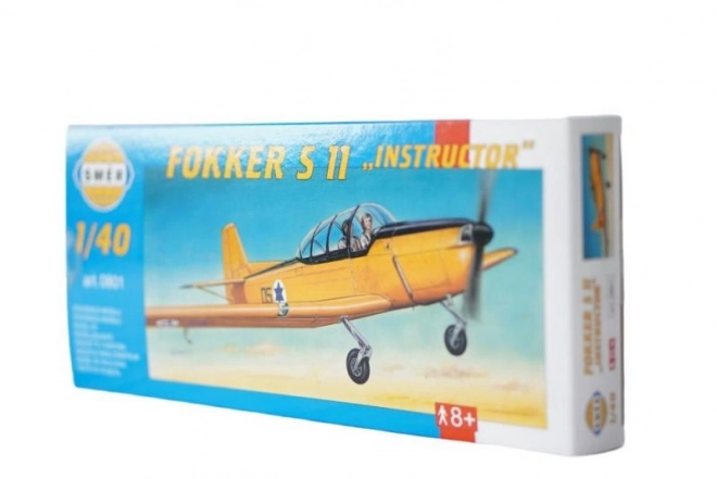 Fokker s 11 "Instructor" 1:48 méretarányú modell