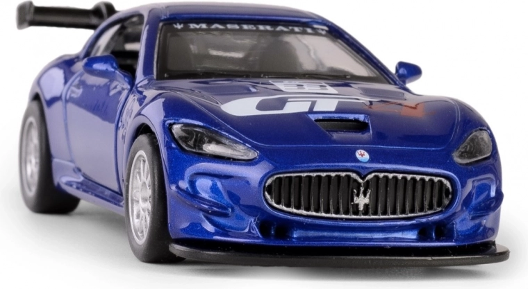 Realista részletek és gumírozott abroncsok