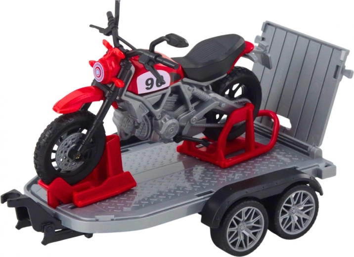 Részletes kidolgozású motor akcióra készen