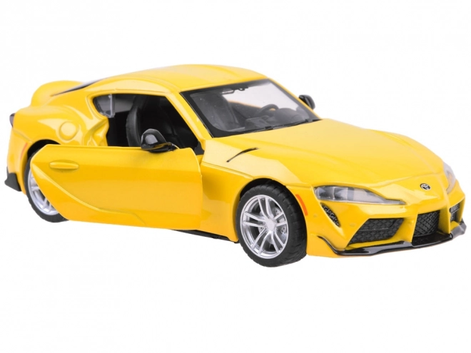 Toyota GR Supra fém kisautó 1:31 méretarány