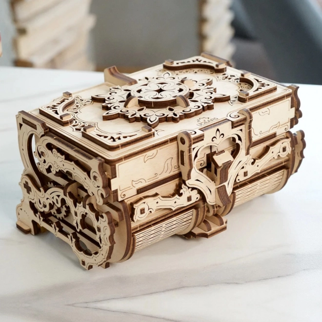 ugears antik ékszeres doboz 3D mechanikus fa puzzle