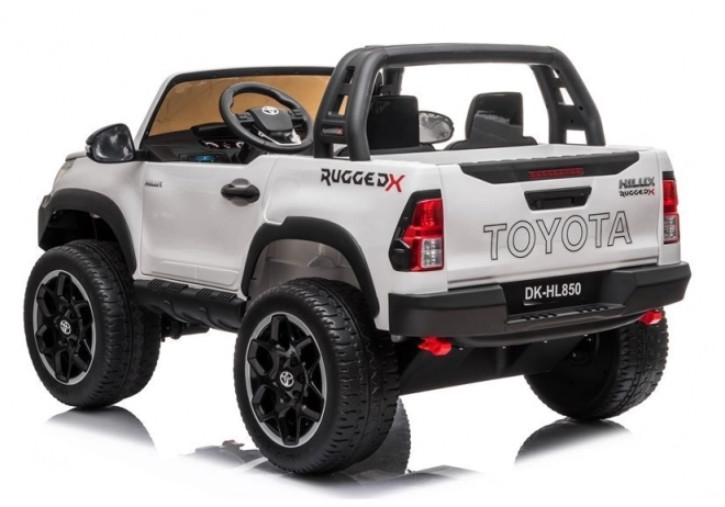 Toyota Hilux elektromos autó gyerekeknek