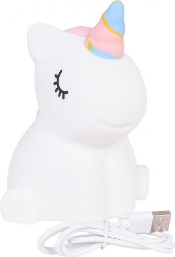 Beépített akkumulátor és USB‑C töltés