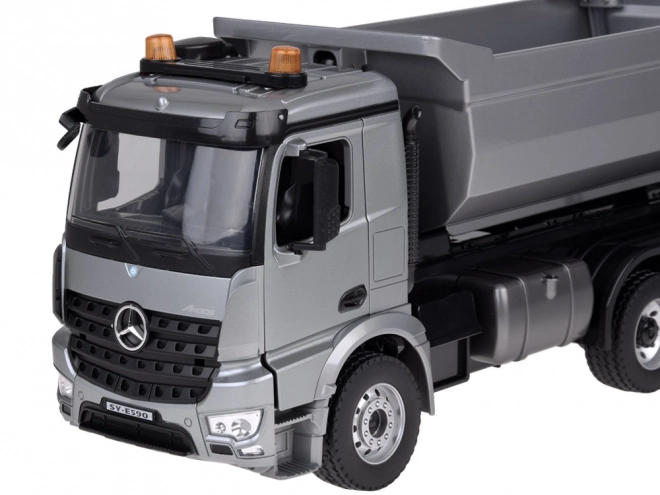 Mercedes-Benz Arocs fém távirányítású dömper