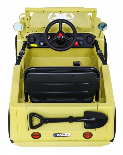 Retro katonai gyerekautó bézs + 4x4 meghajtás + távirányítás + 2 csomagtartó + lassú indulás + MP3 LED