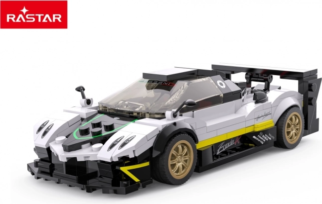 1:28 méretarányú PAGANI ZONDA R autóépítő készlet a Rastar-tól, fehér