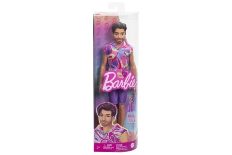 Barbie Ken változatos ruhákban