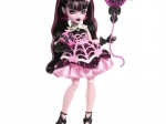 Monster High baba – rémisztően édes buli – Draculaura