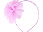 Lány fejpánt rózsaszín virággal