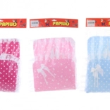 Csipkével és masnival díszített takaró és párnácska babáknak