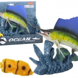 Kardhal figura Korallzátonyon Halacskákkal