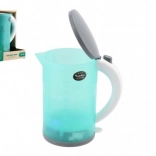 Gyerek vízforraló fénnyel és hanggal