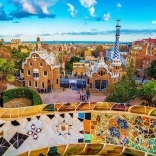 Puzzle Kilátás a barcelonai Güell Parkból 1000 darabos
