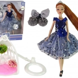 EMILY baba hintával és virágokkal