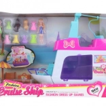 Baba hajó kiegészítőkkel