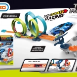 Versenypálya két kisautóval