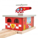 Bigjigs Rail fa tűzoltóállomás heliporttal
