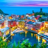 Enjoy puzzle Vernazza alkonyatkor, Cinque Terre, Olaszország – 1000 darabos