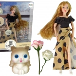 Textilbaba Emily kiscicával és rózsákkal, hosszú hajjal