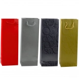 Dísztasak palackhoz dombornyomott feliratokkal 35 × 12 × 9 cm