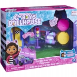 Varázslatos szoba Gabi Macska kupolás házikójához