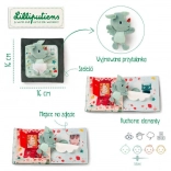 Textil könyvecske mini plüssfigurával Puk, puk – JOE, a kis sárkány a LILLIPUTIENS-től, 18 hó+