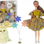 Textilbaba Emily szélforgókkal és kiscicával