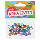 Színes gyöngyök zsinórral