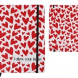 A5-ös jegyzetfüzet kemény borítóval és szívekkel