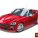 Bburago Fiat 124 Spider piros 1:24 modell