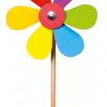 fából készült szélkerék virág