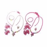 divat szett babával és kiegészítőkkel kis parádésoknak