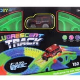 Pálya kisautóval elemmel