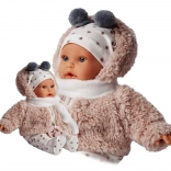 Realista Antonio Juan Kika baba hanghatásokkal