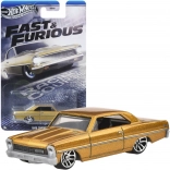 Hot Wheels Fast & Furious 1966 Chevy Nova arany kisautó 1:64, 7,5 cm