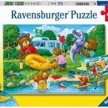 Puzzle Medvecsalád kempingezik 2×24 darab RAVENSBURGER