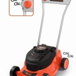 Gyerek fűnyíró Black+Decker a Smoby-tól