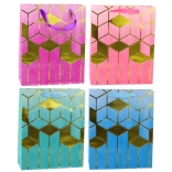 Ajándéktáska geometrikus arany mintával 32 × 26 × 12 cm