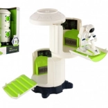 Űrállomás fényekkel és hangokkal, elemes űrhajóssal