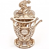 UGEARS Kerékpáros – fa mechanikus 3D kirakó, mozgó mechanizmusú serleg
