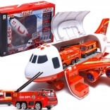 Tűzoltó teherszállító repülőgép kisautókkal