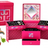 Gyermek ékszerkészítő készlet gyöngyökkel és medálokkal ékszerdobozban, 1267 darab