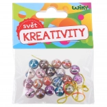 Színes gyöngyök zsinóron