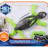 RC gekkó, falakon mászó LED-del és USB‑C-vel